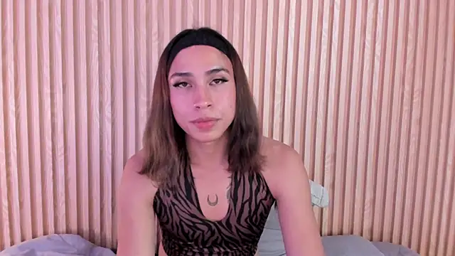 fiire nymph online show from May 5, 9:29 pm