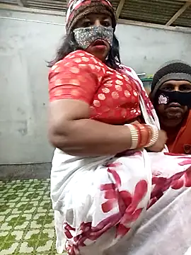 Pakhi Couple 69 online show from February 9, 5:37 pm