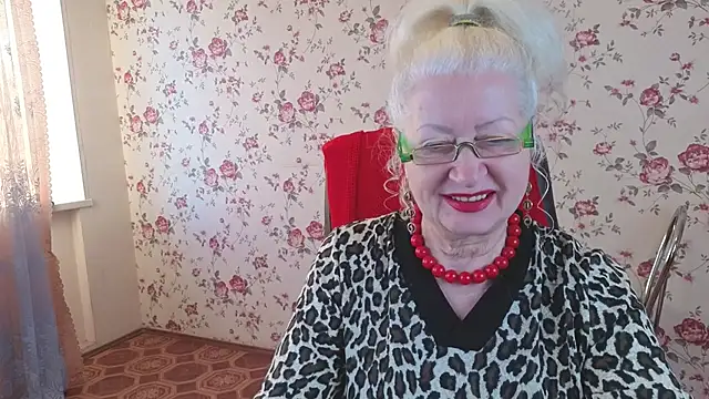 Maya Mayflower online show from October 24, 4:41 am