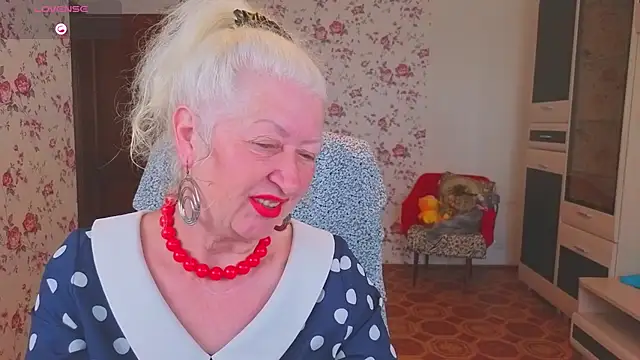Maya Mayflower online show from June 11, 3:25 am