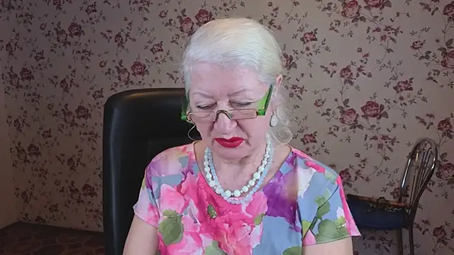 Maya Mayflower online show from December 22, 4:59 am