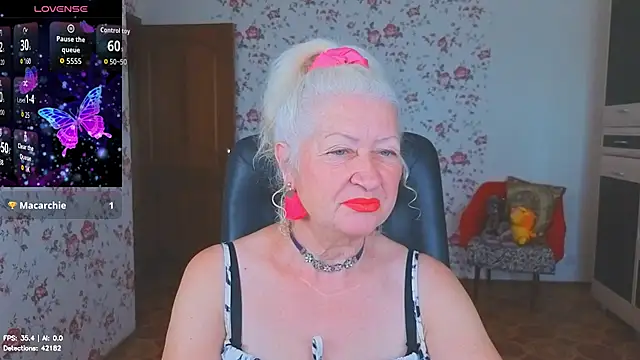 Maya Mayflower online show from July 3, 3:34 am