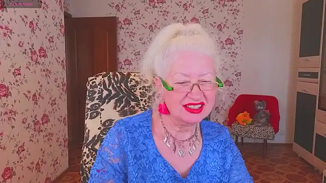 Maya Mayflower online show from June 6, 7:03 am