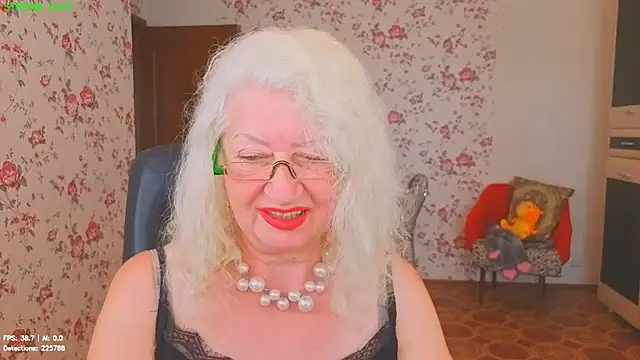 Maya Mayflower online show from June 25, 5:12 am