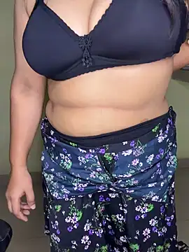 cute nansi online show from May 16, 10:36 am