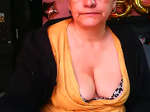 BiancaSteel online show from July 28, 2:13 pm