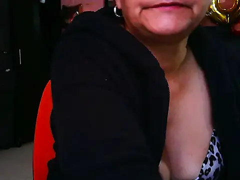 BiancaSteel online show from July 28, 12:48 pm