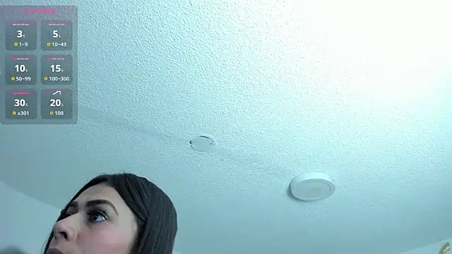 Cristal Velle online show from June 17, 1:01 pm