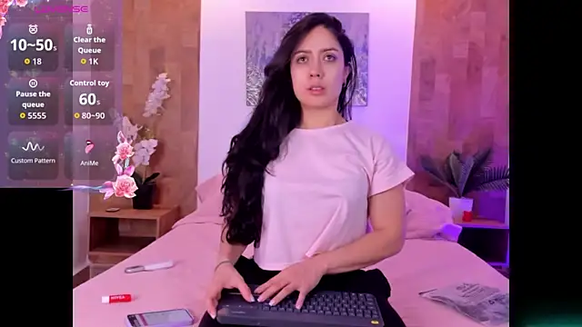 isabella winkler online show from April 28, 11:03 am