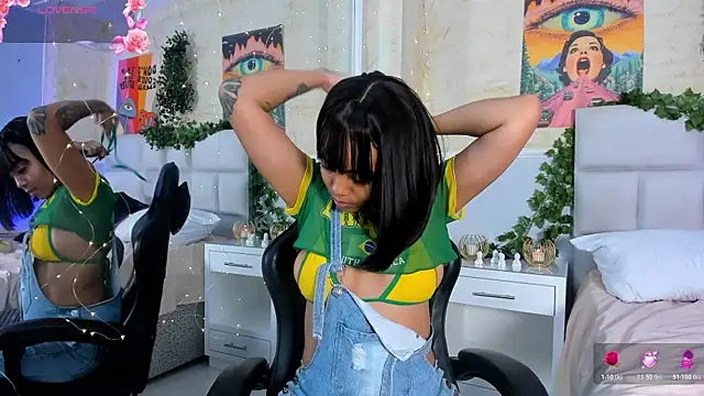 SarahLynn7 online show from November 17, 11:27 pm