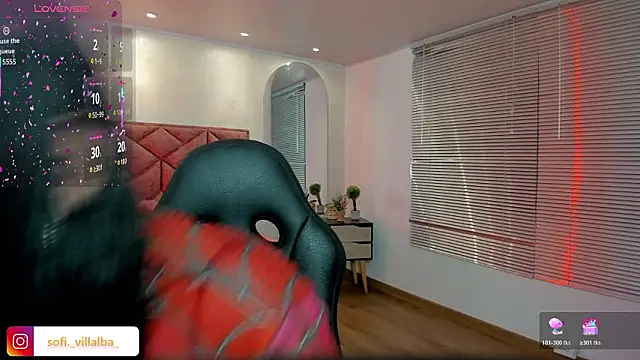 elaia muller  online show from February 4, 3:53 am