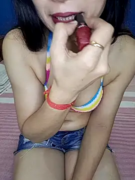 Snapshot of Cute-Zarina chatting on October 19, 8:00 pm Cute-Zarina online show from October 19, 8:00 pm