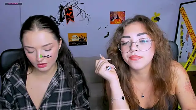 kiki swan online show from October 27, 2:34 pm