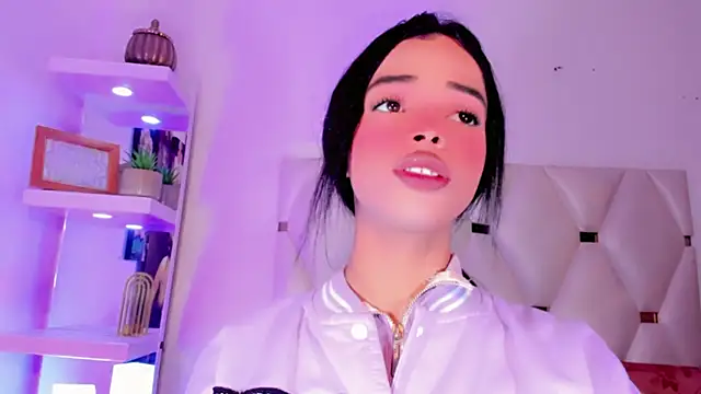 Nina Keyli online show from January 6, 7:50 pm