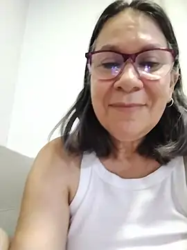 victoria wayne online show from July 17, 9:13 am