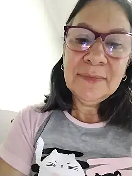 victoria wayne online show from July 29, 9:09 am