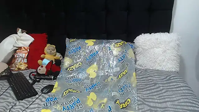 TaurusClitCake online show from September 27, 11:23 pm