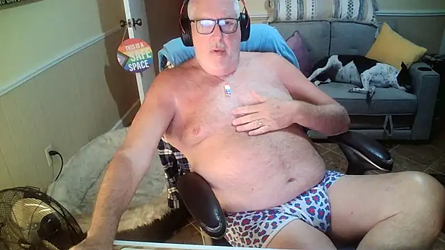 superbearboss online show from June 26, 2:02 am