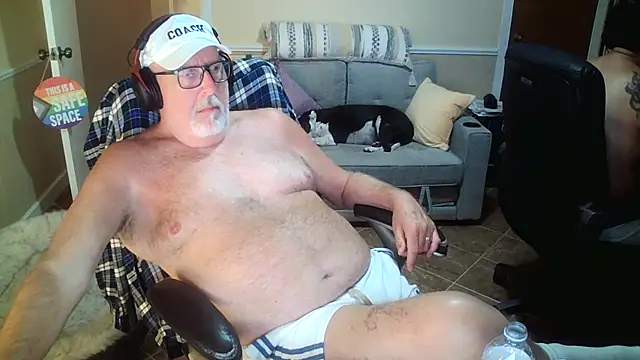 superbearboss online show from July 24, 2:09 am