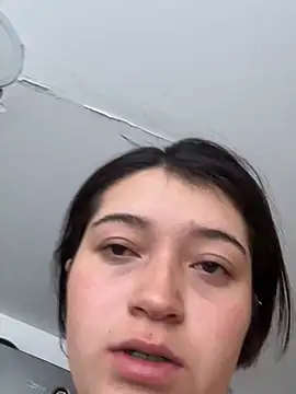 Karina Leon online show from July 28, 7:04 pm