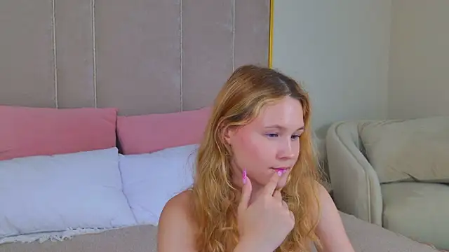 AmeliRoyse online show from June 12, 11:24 pm