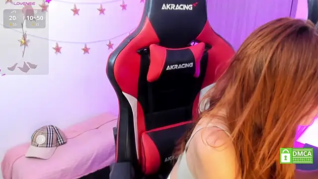 LindaSilverstone online show from February 14, 1:29 am