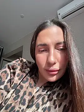 AleksandraRich online show from May 1, 1:09 am