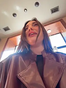 AleksandraRich online show from April 29, 2:37 am