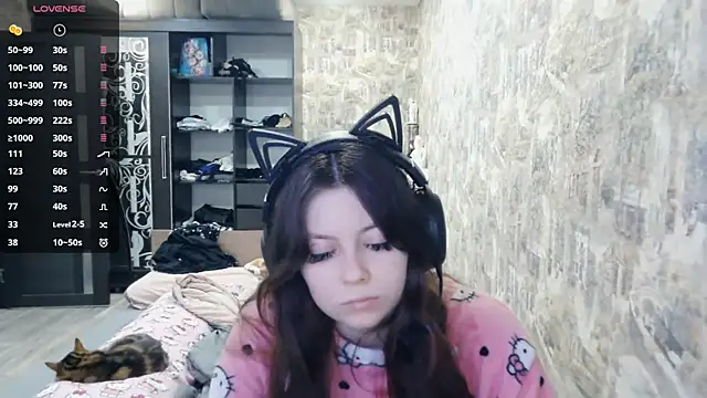 RendyDow online show from December 1, 9:02 am