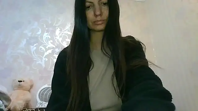 AliseWats online show from May 1, 9:18 pm