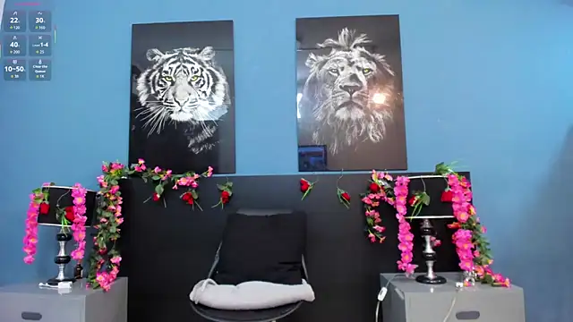 SophiaQueens online show from February 12, 8:10 pm