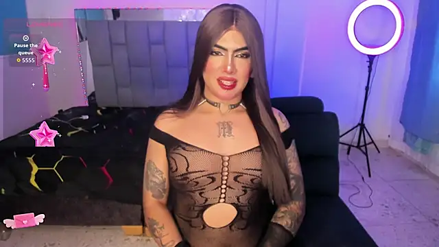 Sophie whitexxx online show from June 6, 9:54 pm