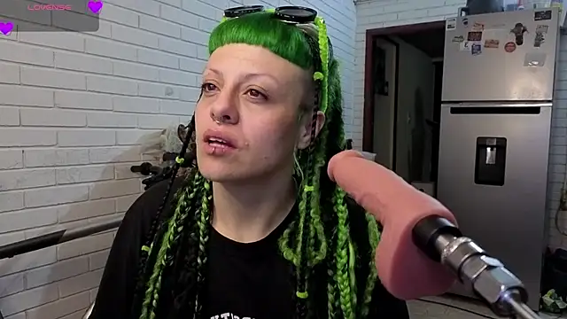 freyaa sorcerees online show from October 12, 1:19 am