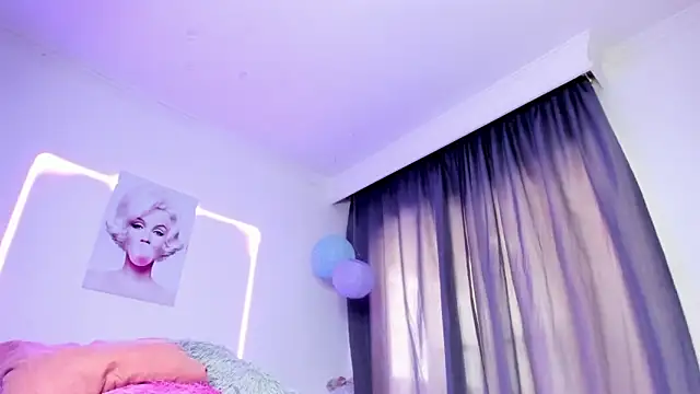 sweet cinamon online show from February 25, 4:05 pm