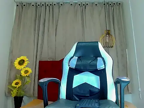 alexsandra kiss online show from February 8, 11:58 am