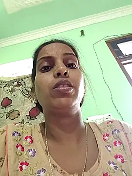 Hotty-Nidhi online show from February 22, 7:53 am