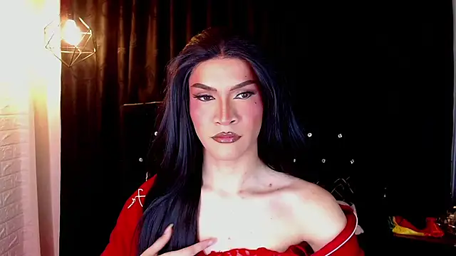 agatha rodriguez online show from June 25, 7:04 pm