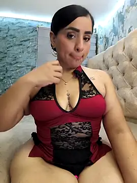 L ucero online show from February 1, 4:11 am