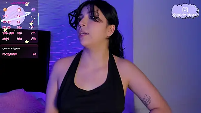 Melody Black  online show from November 10, 8:15 pm