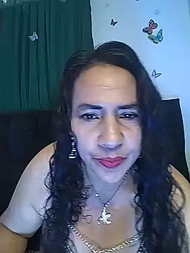AlexaNovoa  online show from August 2, 1:41 am