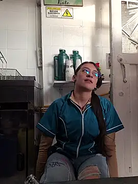 HOLY DOLL online show from October 30, 9:49 pm