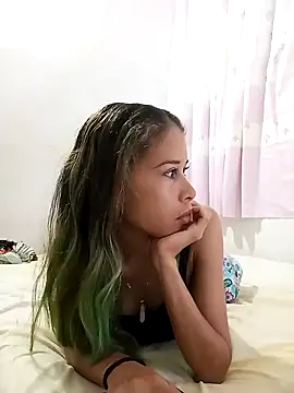 Snapshot of Sexi_girl29 chatting on September 12, 10:02 am Sexi girl29 online show from September 12, 10:02 am