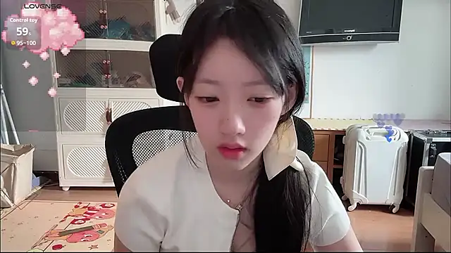 umi-dd online show from June 25, 5:12 am