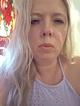 Irina3718 online show from July 7, 4:43 pm