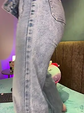 iberiavega online show from March 9, 8:12 pm