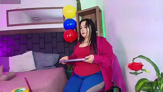 EllenaBoobs  online show from June 29, 2:17 pm