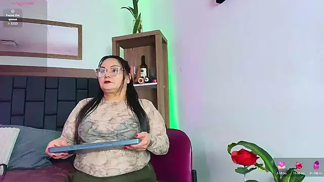 EllenaBoobs  online show from July 18, 12:36 am