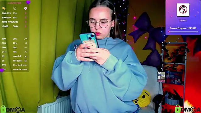 Lilysweet13 online show from May 1, 9:07 pm