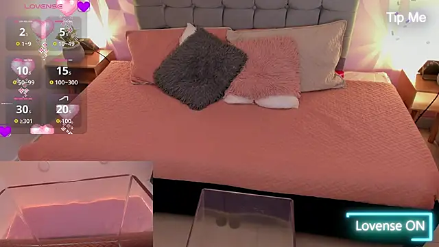 jenn cg online show from June 1, 8:54 pm