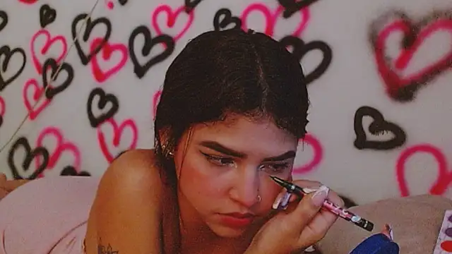 kityy playful online show from October 25, 8:05 pm